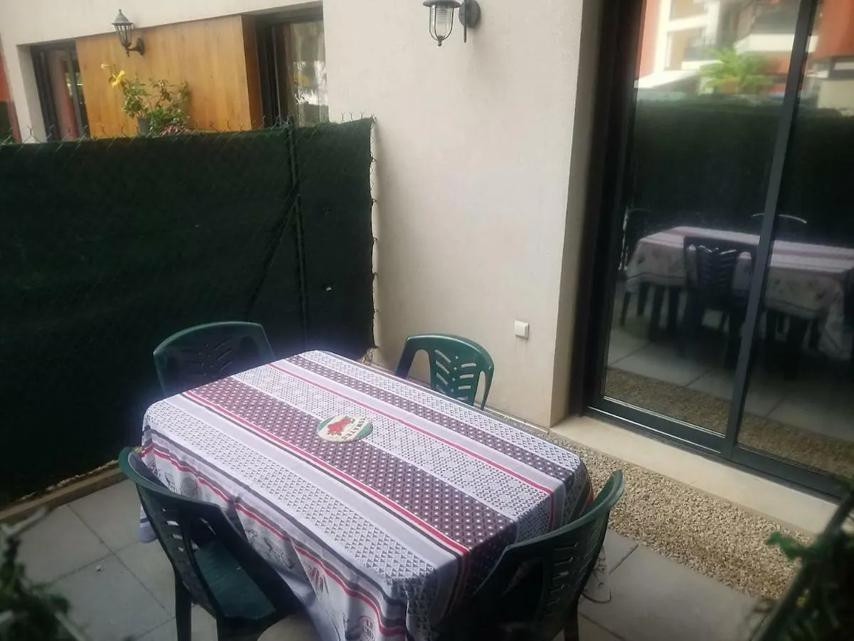 F1 De 36M2 Avec Terrasse Et Parking Privatif. Apartment La Roquette-sur-Siagne